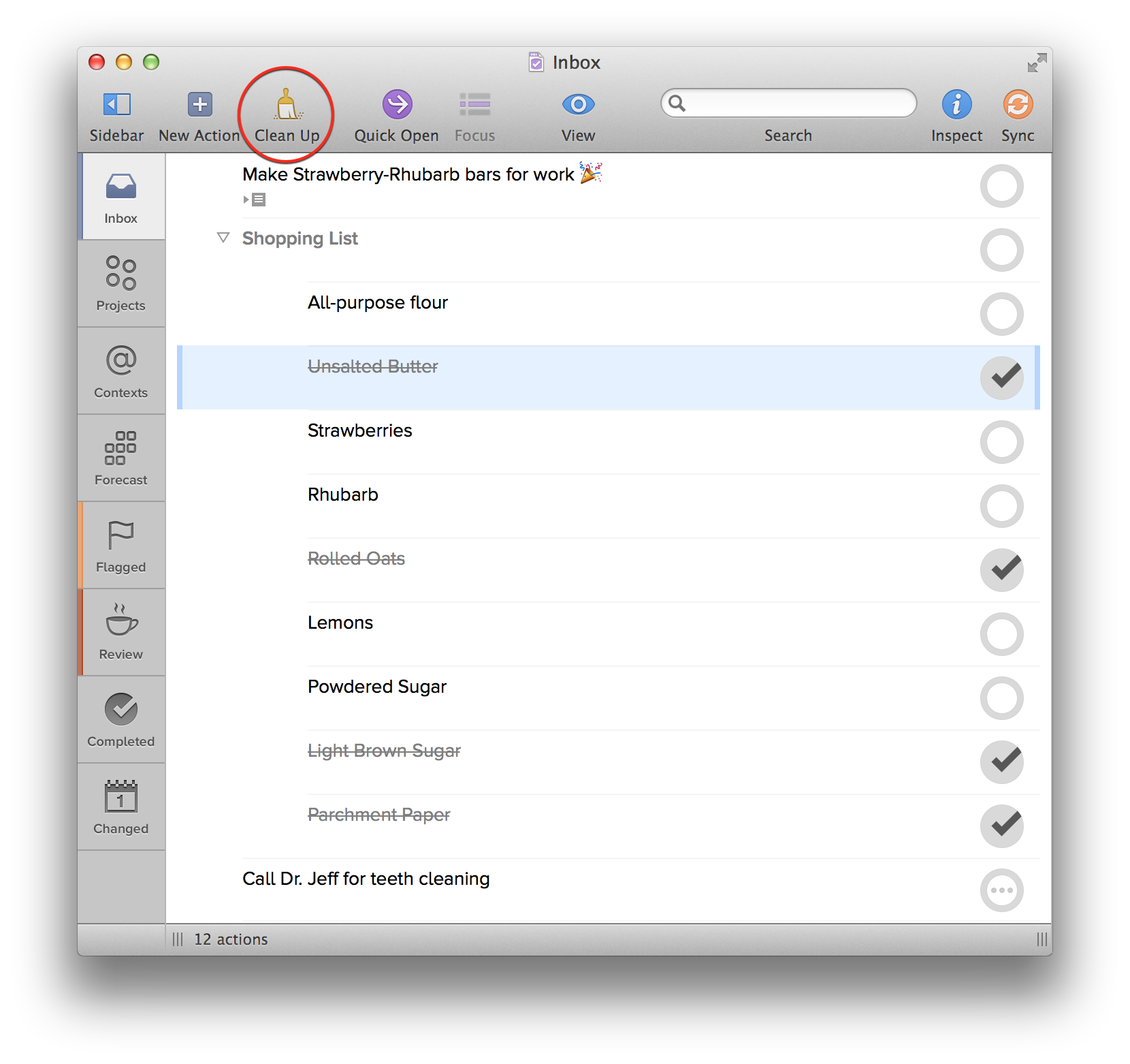 Click the Clean Up icon in the toolbar to remove completed items from your view