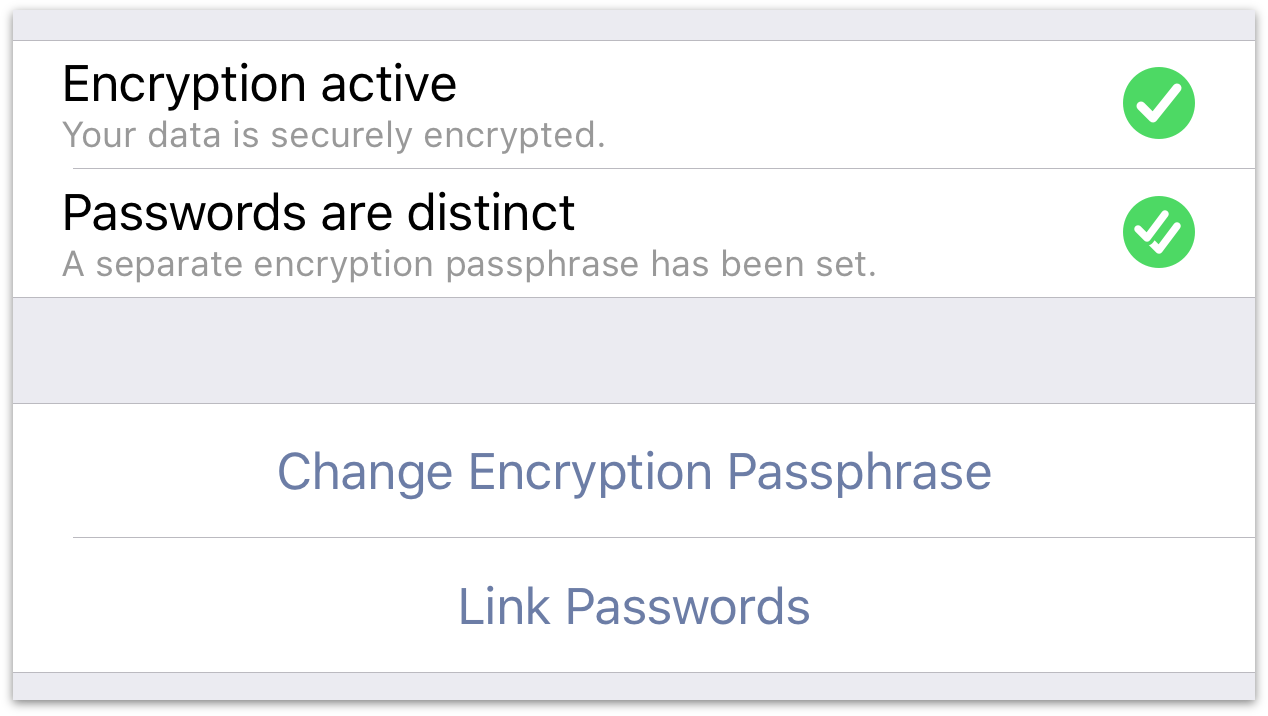 OmniFocus Encryption settings with a separate passphrase set for database encryption.