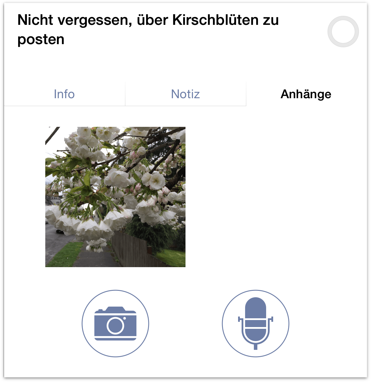 Bild, das einem Eingangobjekt in OmniFocus 2 für iOS auf dem iPhone 6 Plus angehängt ist
